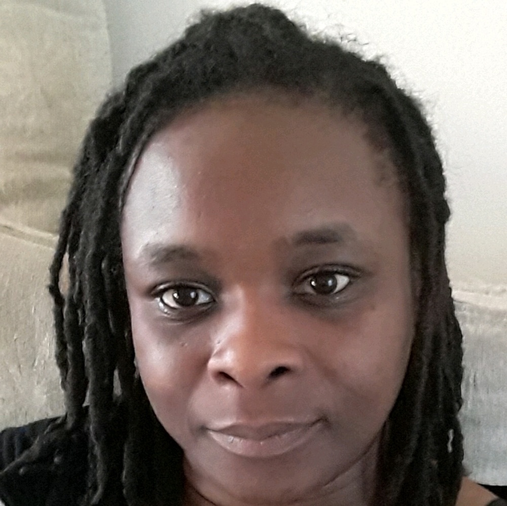Meet your Posher, Takelia